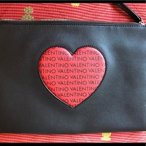 Valentino contrast heart ❤️ clutch